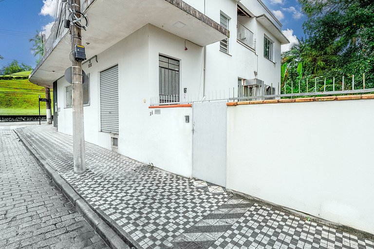 Apartamentos a 600m da Vila Germânica