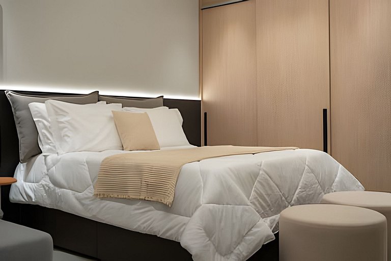 Loft amplo e moderno p/ casal | centro de Blumenau