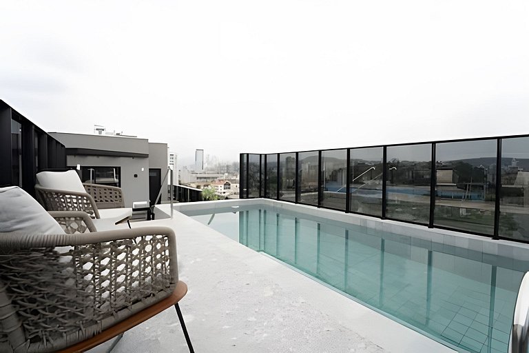 Loft amplo e moderno p/ casal | centro de Blumenau