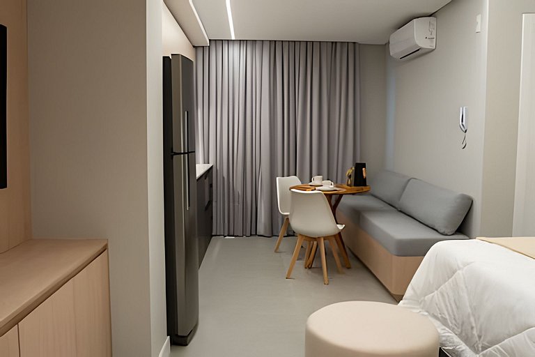 Loft amplo e moderno p/ casal | centro de Blumenau