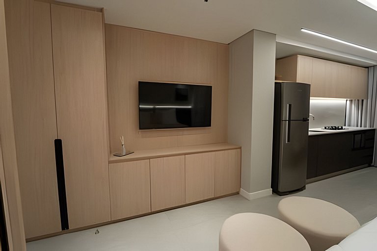 Loft amplo e moderno p/ casal | centro de Blumenau