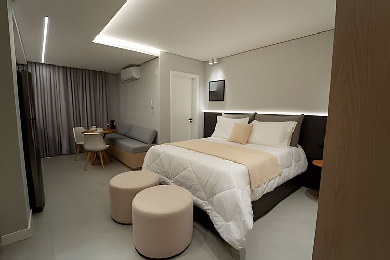 Loft amplo e moderno p/ casal | centro de Blumenau