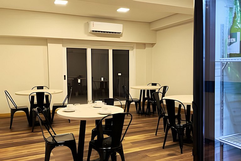 Suíte completa em Pousada - 100m Vila Germânica