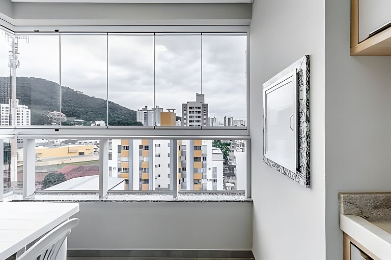AP completíssimo com sacada | vaga | central